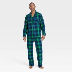 Men's Holiday Tartan Plaid Flannel Matching Family Pajama Set M